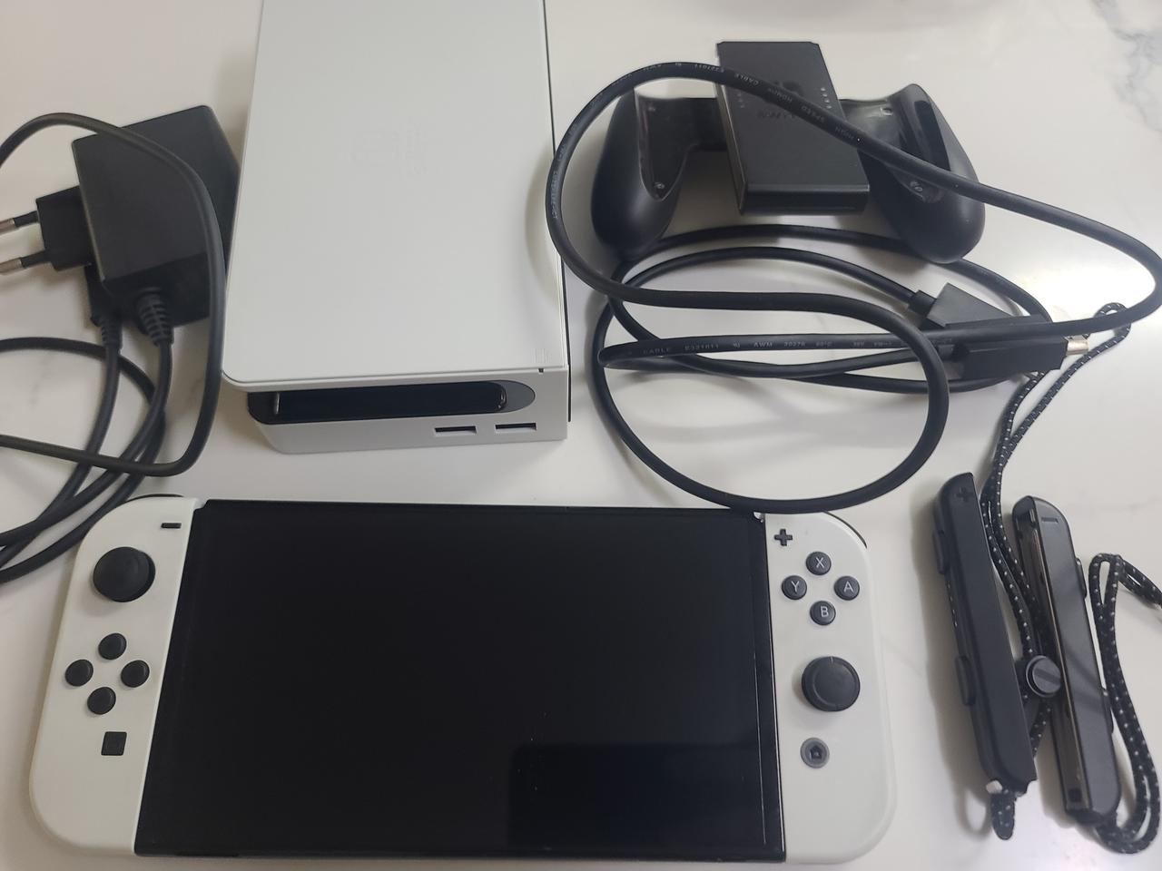 닌텐도 스위치 OLED