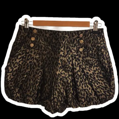 새상품) SweetSOUP 스위트숲 레오퍼드펄 벌룬 숏팬츠 26