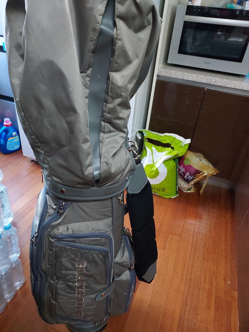 블랙스톤 골프백 25000원 상태양호