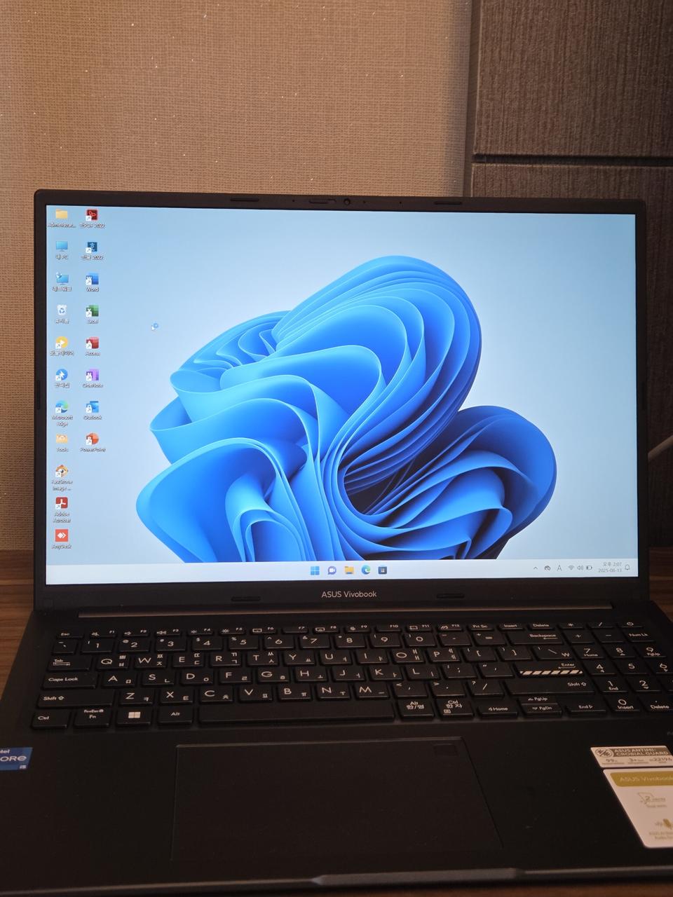 아수스 비보북 인텔 i5 16인치 노트북 블랙