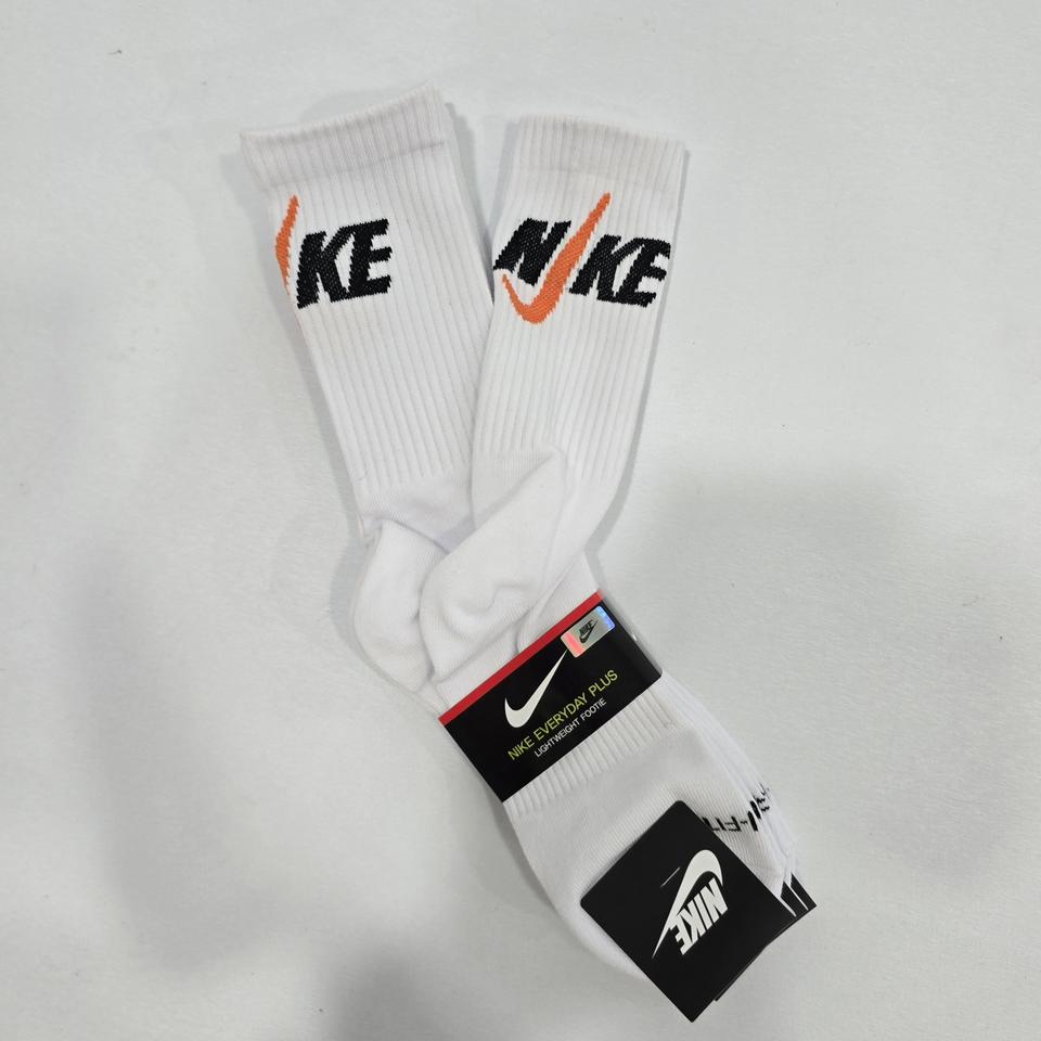 나이키 풋티 오렌지 삭스 4개 세트