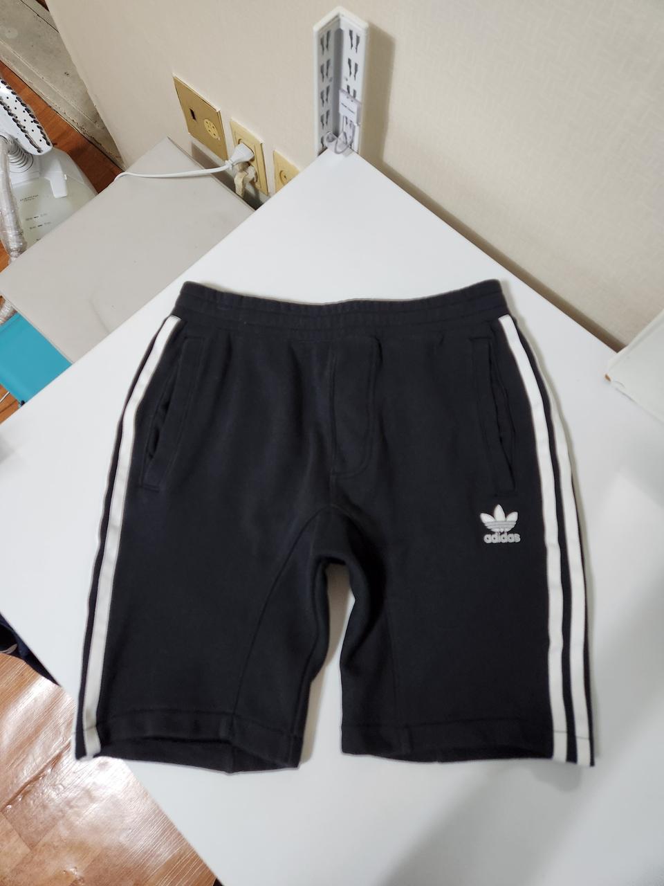 아디다스 AC 트랙 쇼츠 반바지(S)