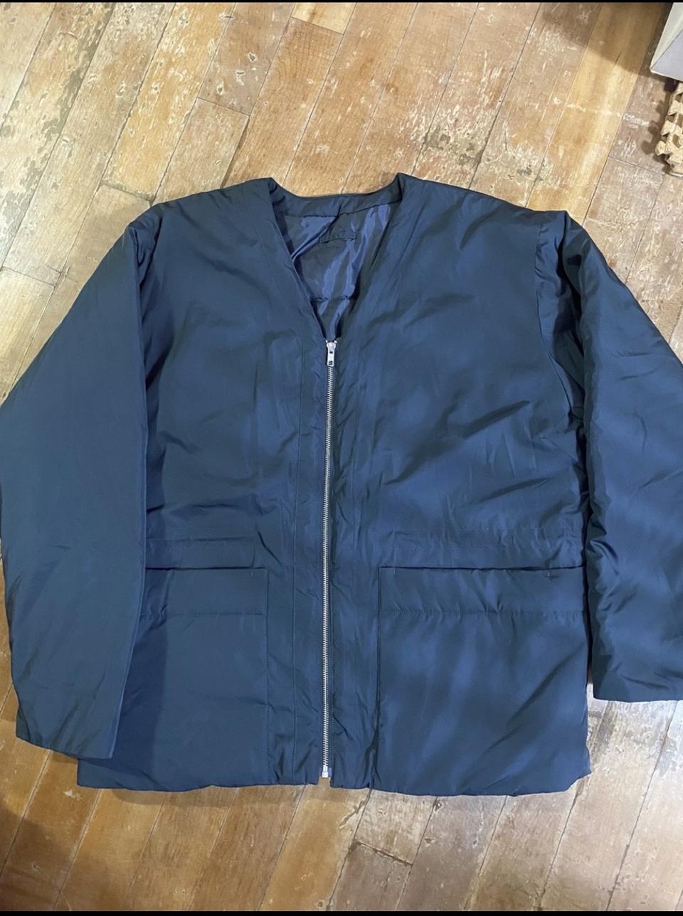 8세컨즈 넥리스 환절기 아우터 L 사이즈