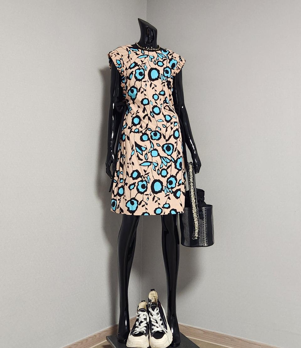 캐쥬얼 플라워 원피스