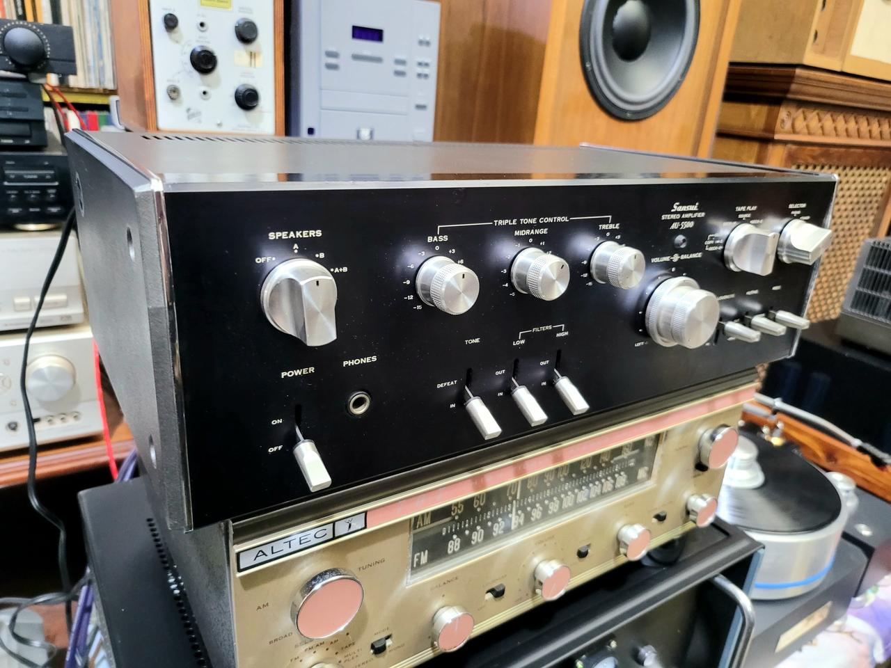 *SANSUI  AU-5500 인티앰프(민트급)