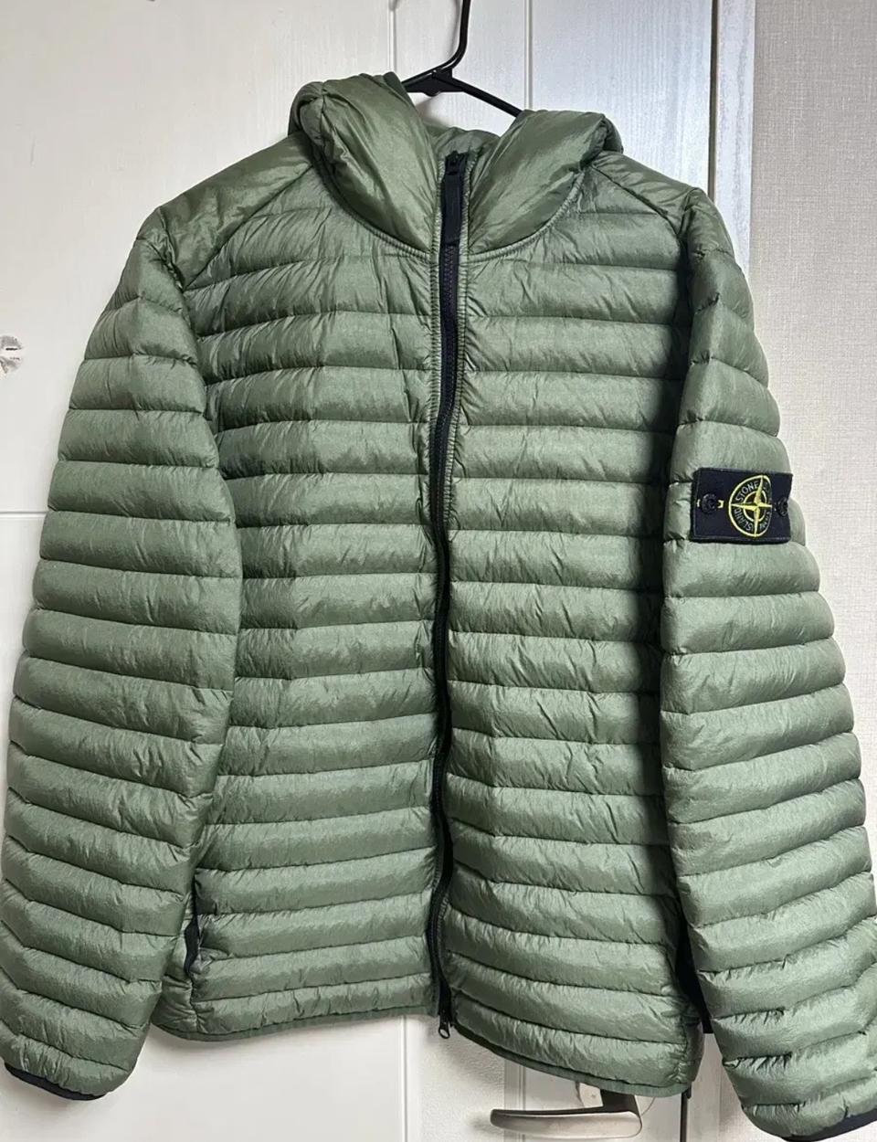 [L]22FW 스톤아일랜드 카키 경량패딩