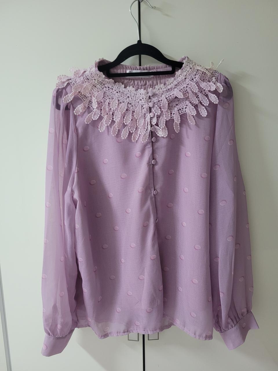 레이스도트블라우스