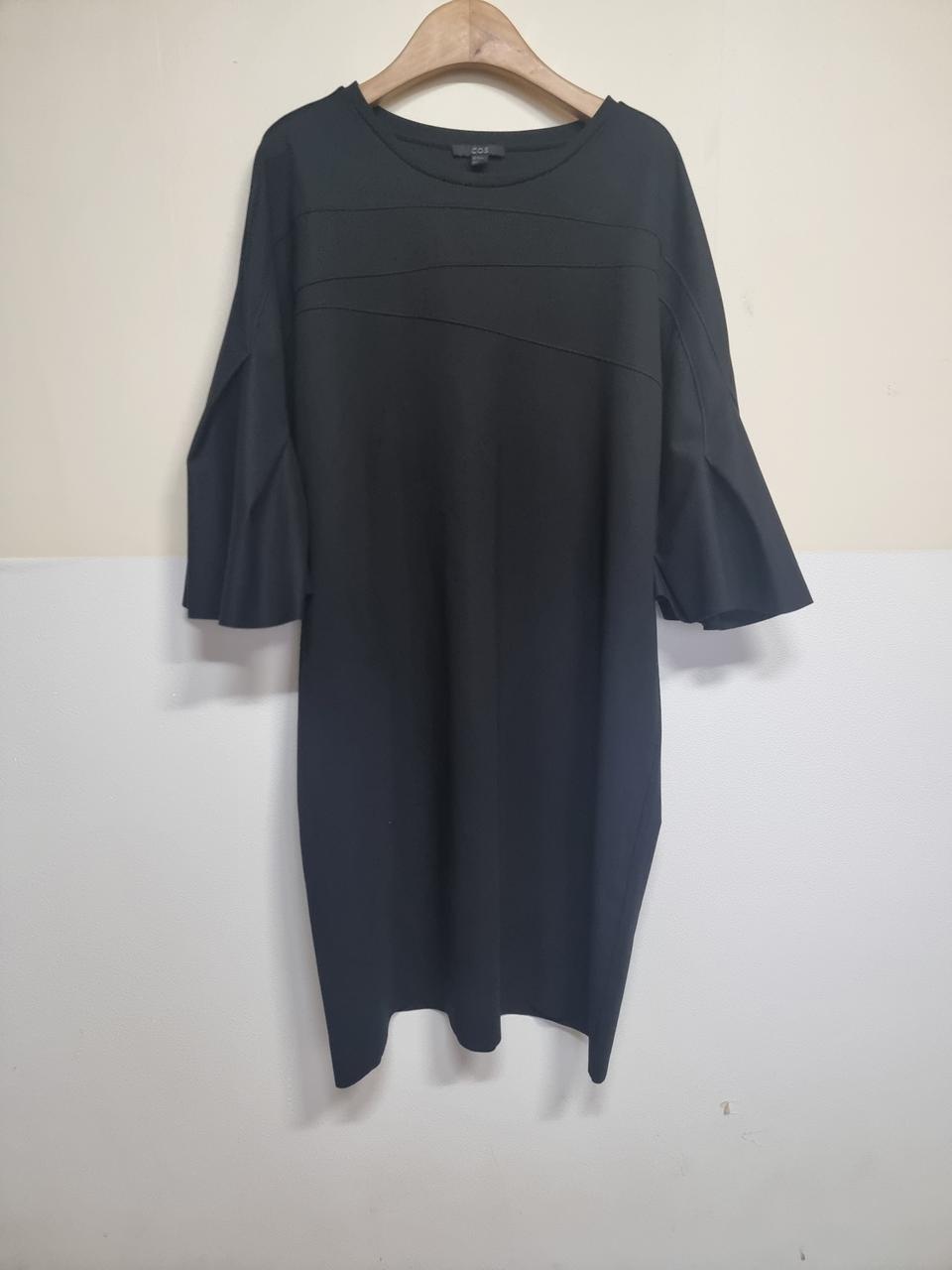 * 코스  반팔 원피스 95~날씬 100 사이즈 추천