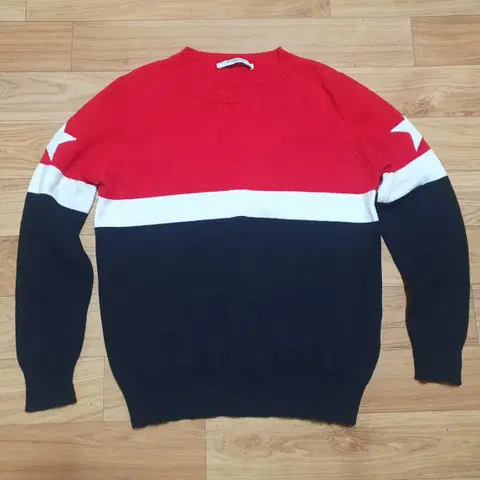 지방시 컬러 블록 스타 자수 라운드넥 니트 남자95 이미지참조 구제