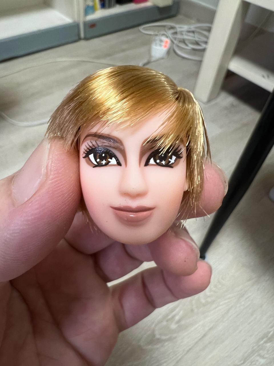 이름모름인형헤드를 팝니다