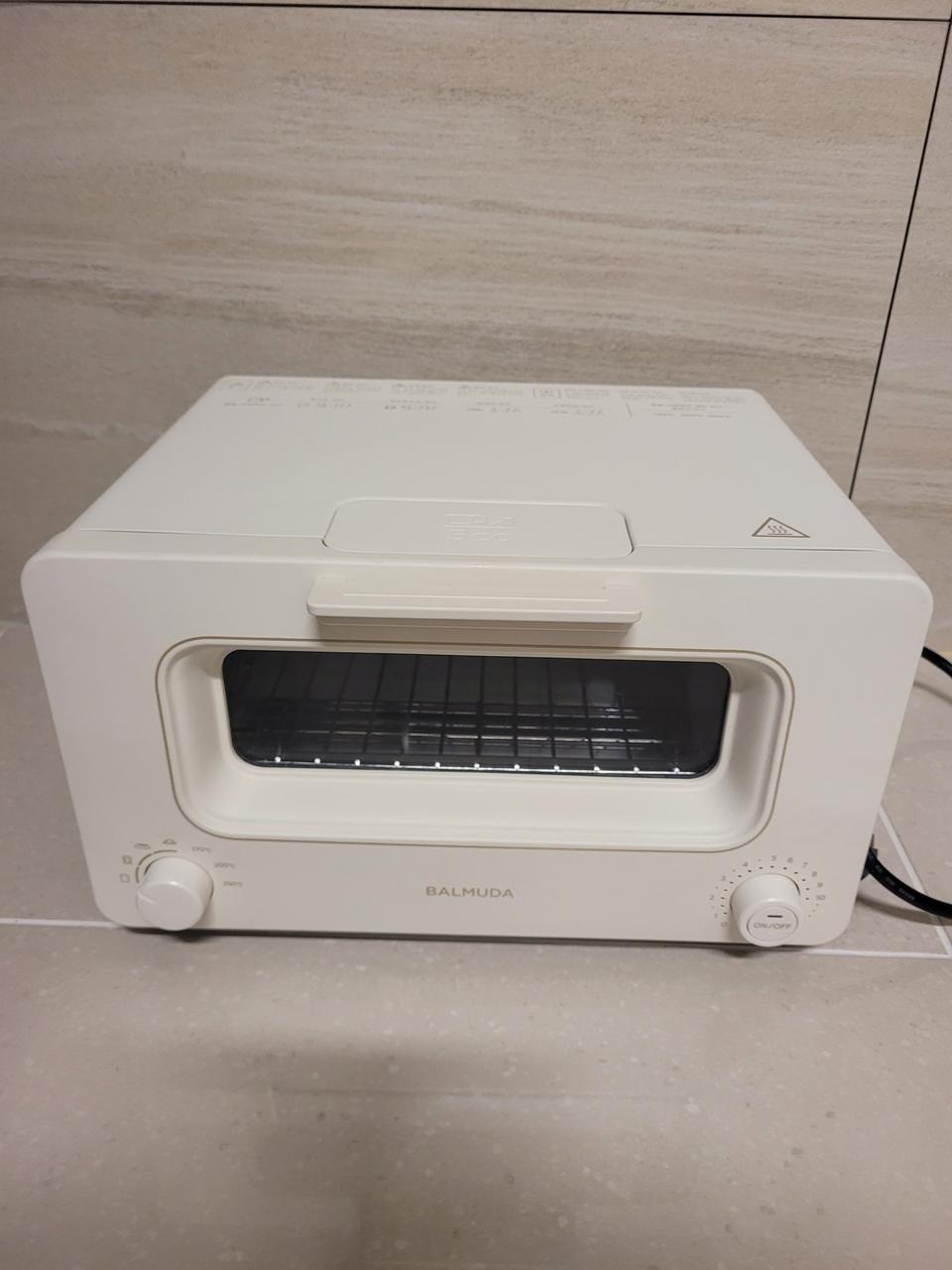 발뮤다토스트기화이트