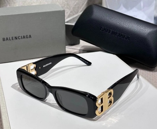 발렌시아가 선글라스