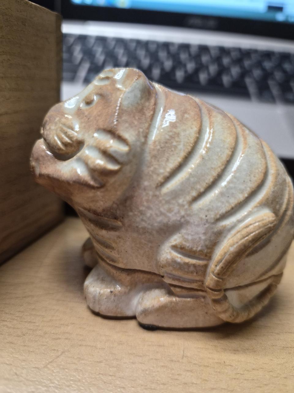 까치호랑이 향합