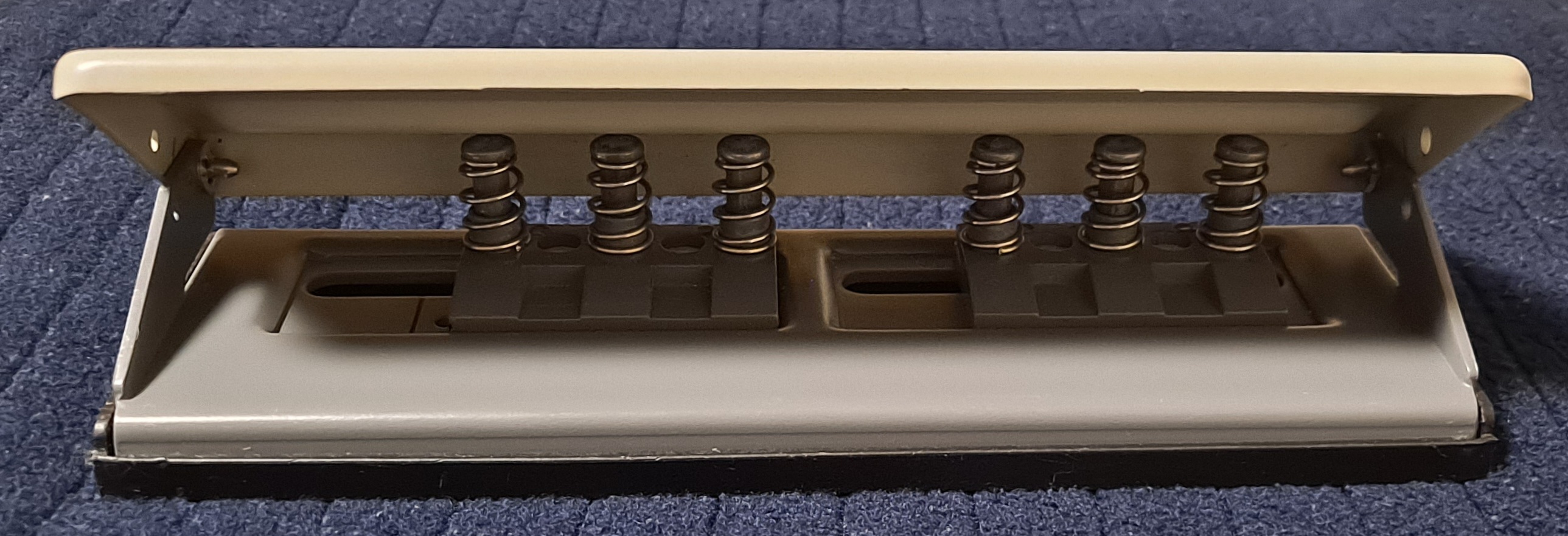 이동식 6공 펀치