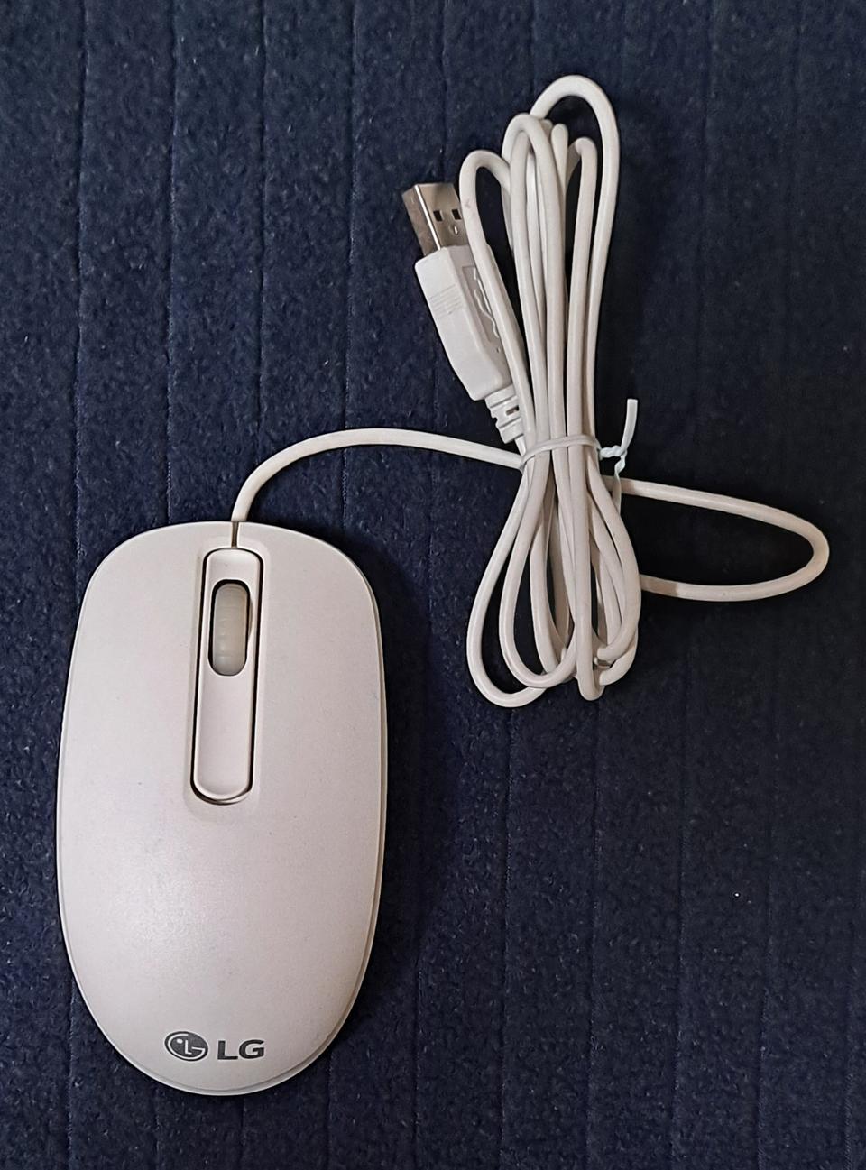 LG 유선 마우스