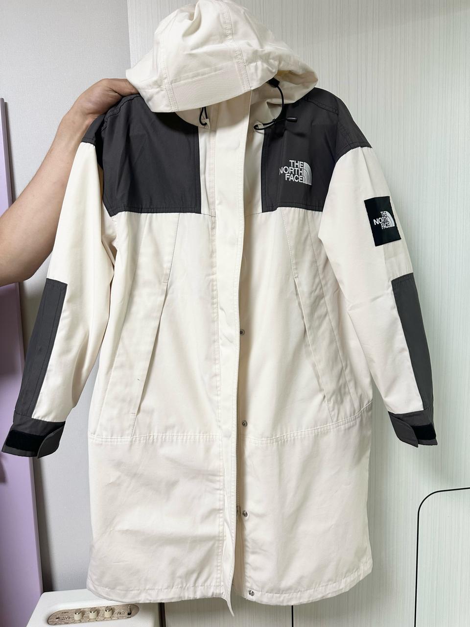 노스페이스 바람막이s사이즈(정품)거의새것