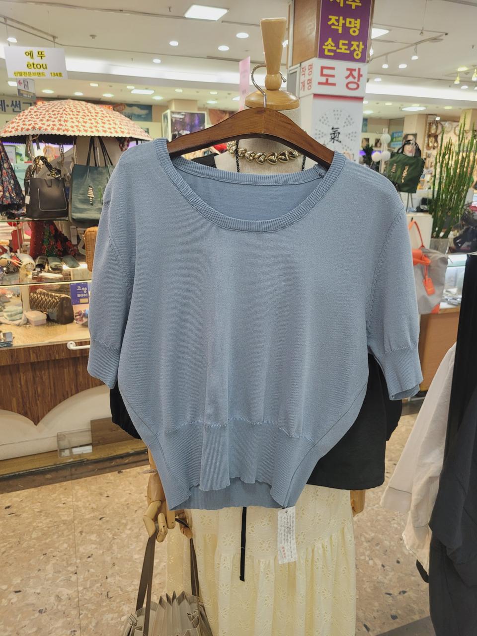 새상품)8부U넥니트