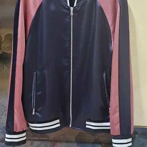 솔리드옴므 바시티자켓