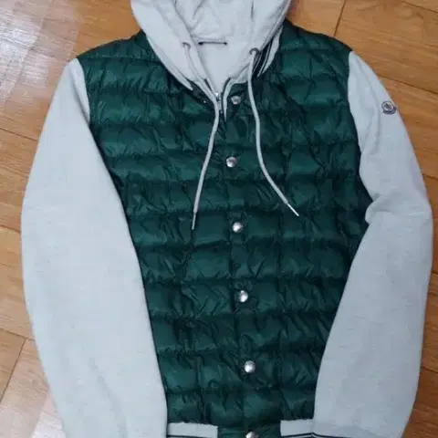 한글택 몽클레어 경량패딩 L