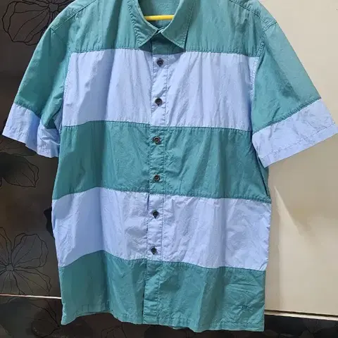 정품 체크버버리반팔셔츠 m