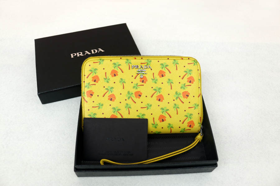 정품) 프라다 멀티지퍼지갑 여자지갑