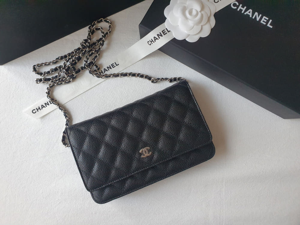 샤넬 woc 캐비어 금장 블랙