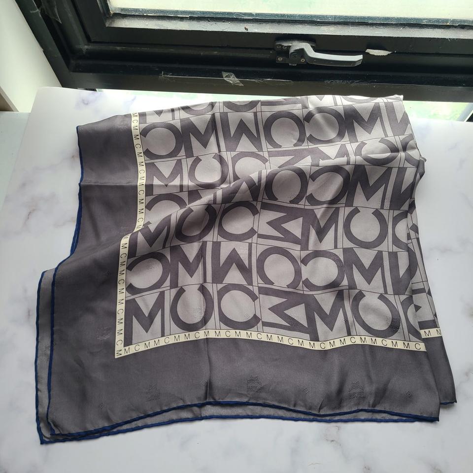 MCM 실크 스카프 c14782