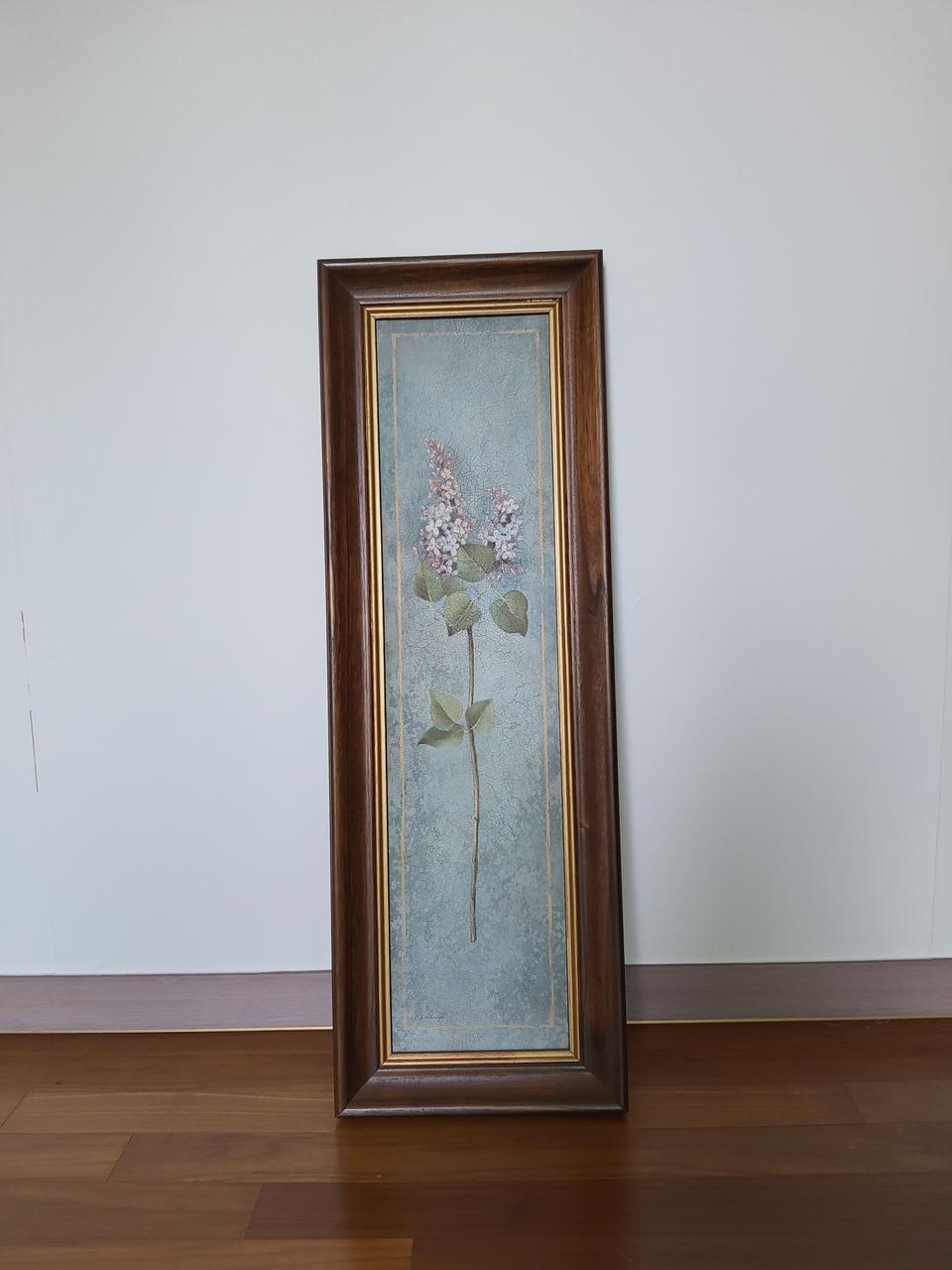 고풍스러운 그림액자 인테리어