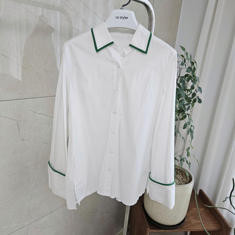 js. seaon5 화이트 셔츠