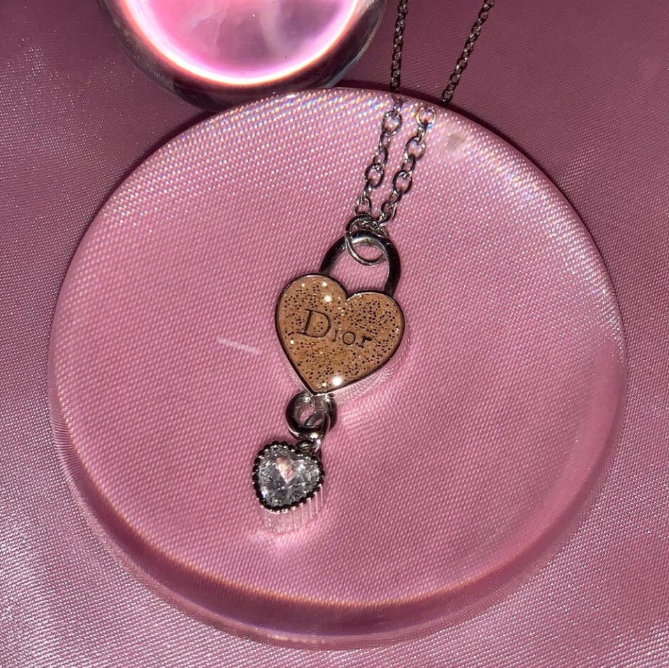 디올 미니러브락 목걸이