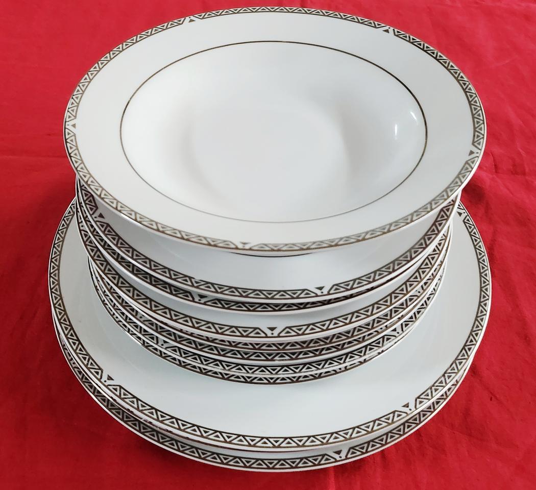 #로얄달톤  #로알덜톤플래티넘 #로알달톤대접시 #로얄덜톤테이블웨어