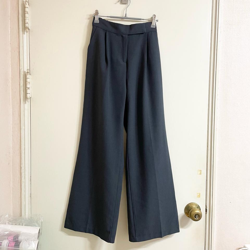 차콜색 밴딩 와이드 슬랙스 바지