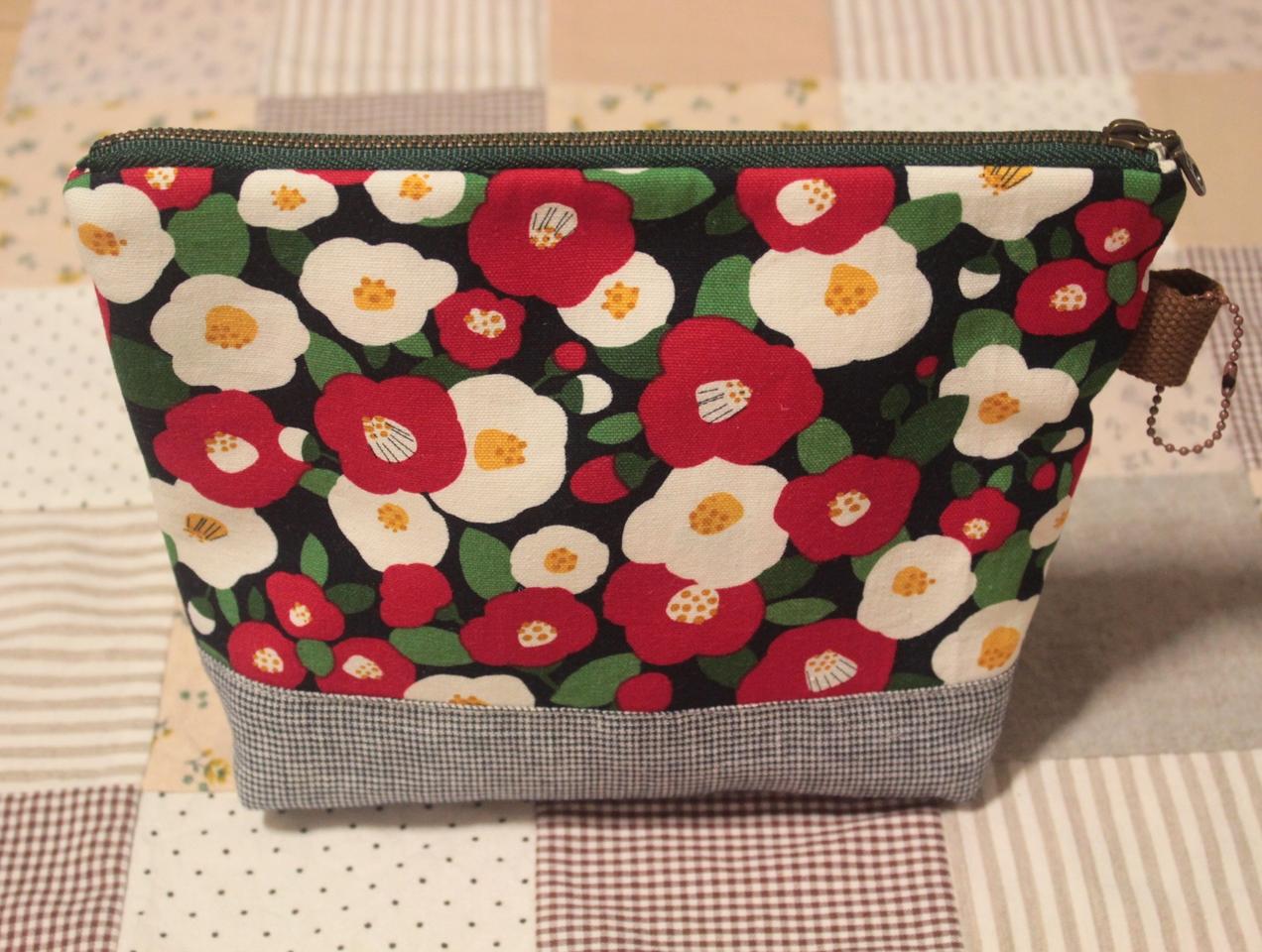 핸드메이드 동백꽃 파우치