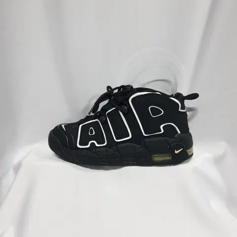빈티지하서 235 나이키 에어 모어 업템포 블랙 스니커즈