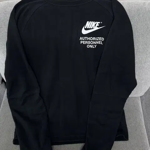 나이키 오서라이즈 롱 슬리브 긴팔 쭉티