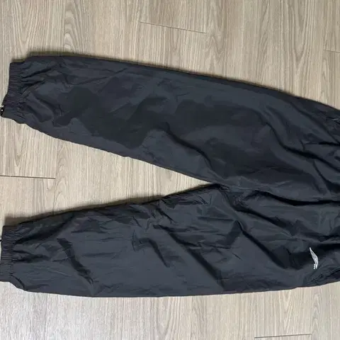 엄브로 조거 팬츠 땀복 웜업