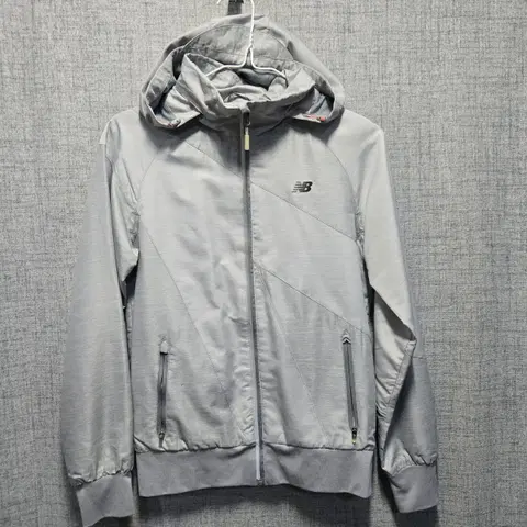 뉴발란스 여성 기능성 후드 집업 xs