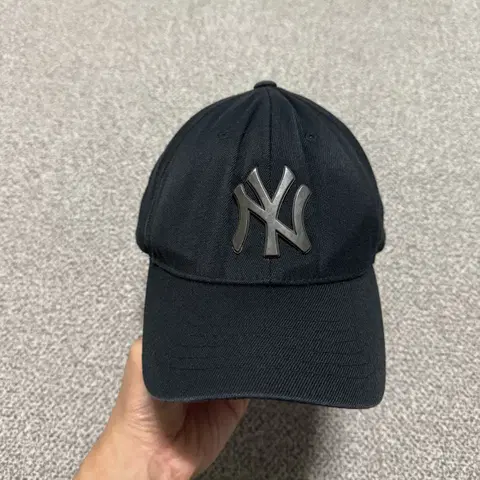 M-XL 엠엘비 볼캡