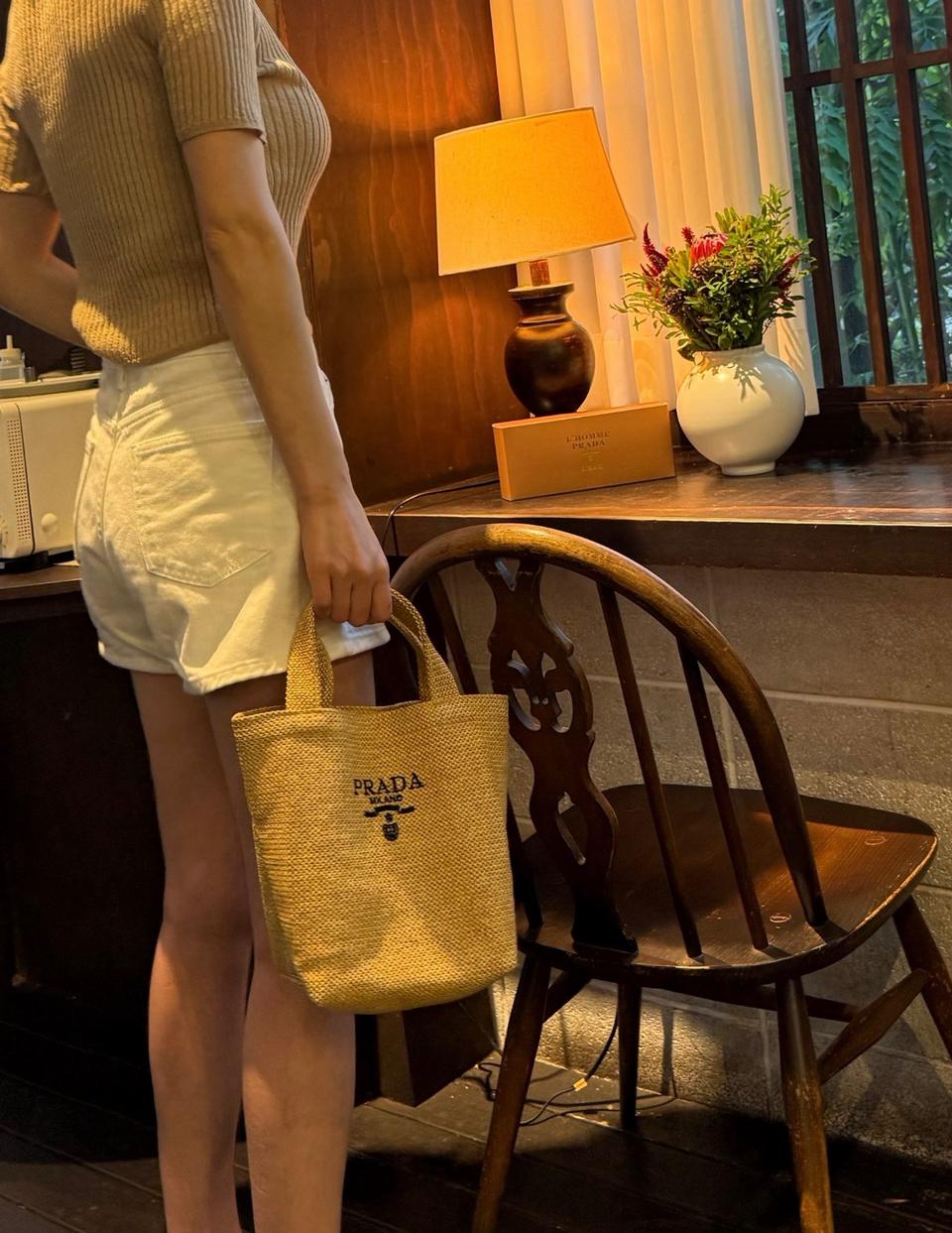 프라다 라탄 에코백