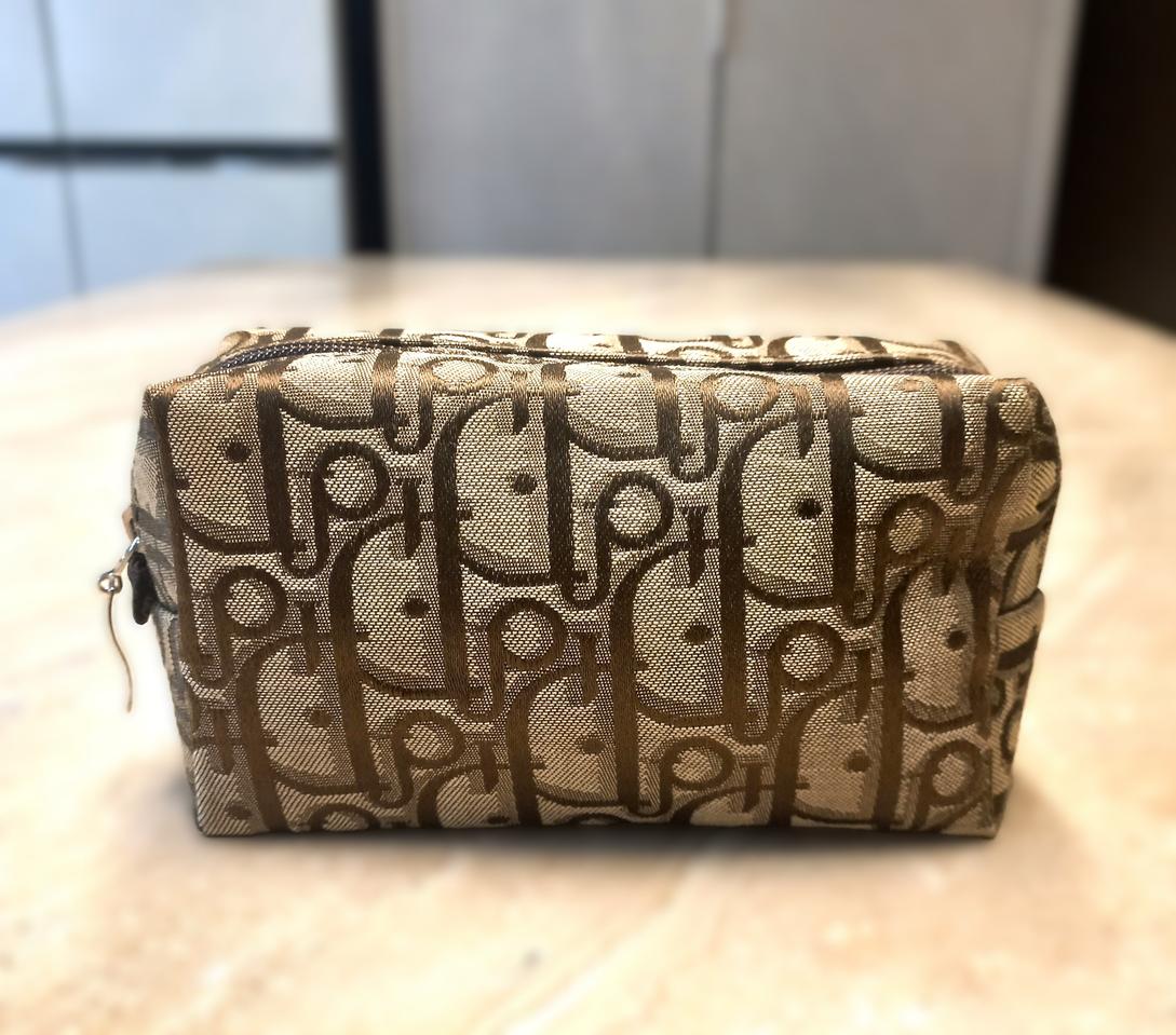 일본판 디올 DIOR 오블리크 파우치 브라운 (새제품)