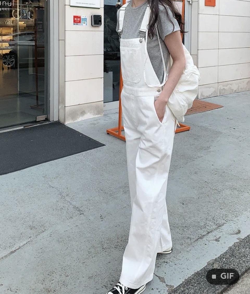 [새상품] 화이트 멜빵 바지 팬츠