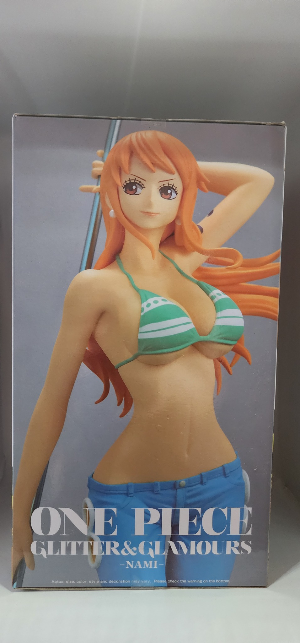 원피스 나미 피규어입니다