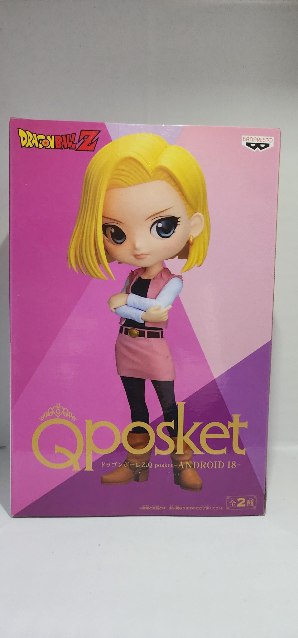 드래곤볼Z  18호 피규어입니다