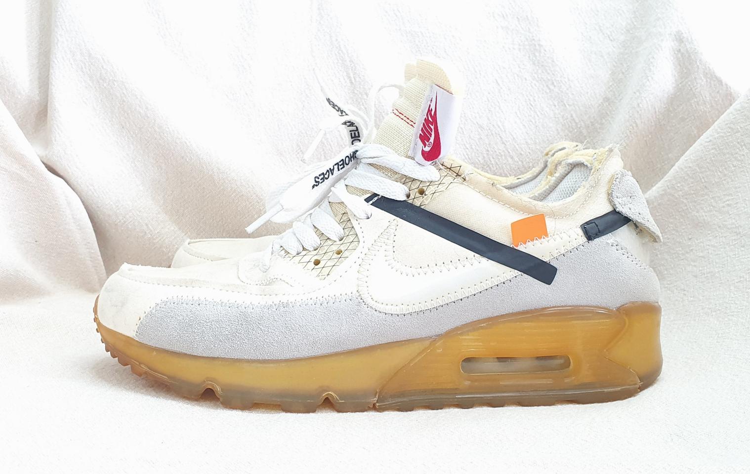 나이키 에어맥스 90 오프화이트 크림 250