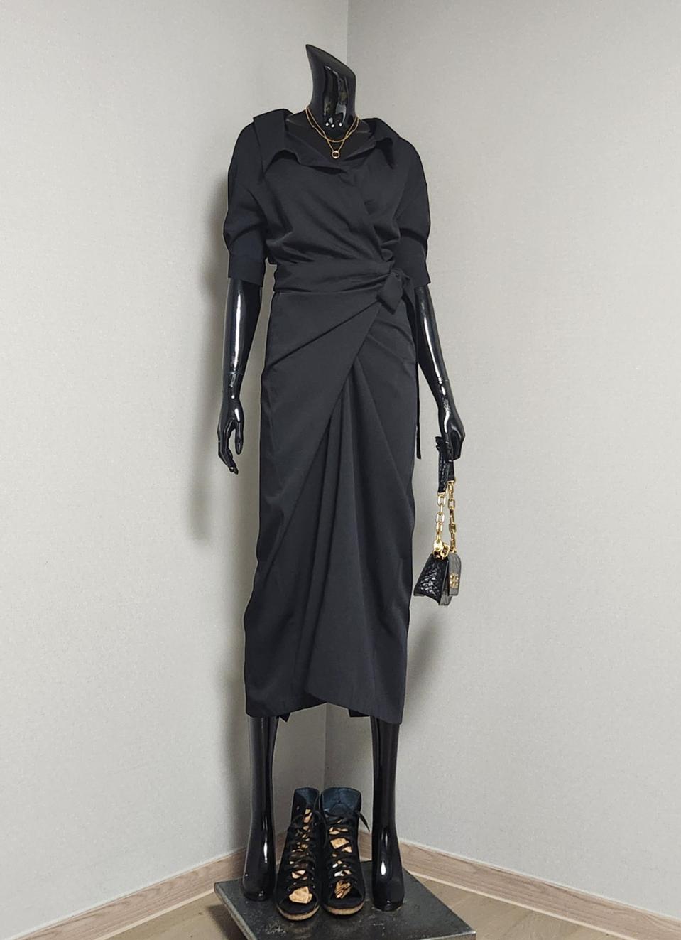 드레이프 원피스 블랙