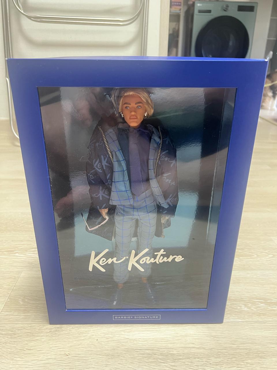 미개봉콜렉터바비쿠튀르켄인형을 팝니다