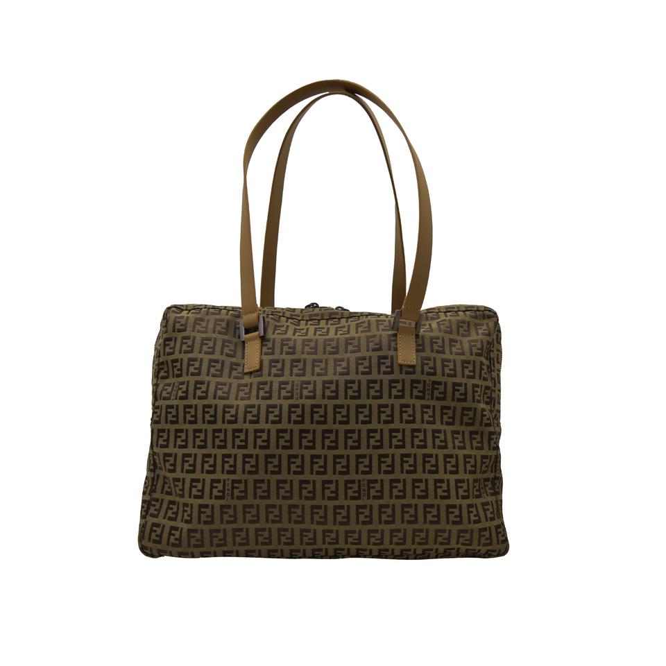 [정품] FENDI 모노그램 패턴 스퀘어 쇼퍼백 11057