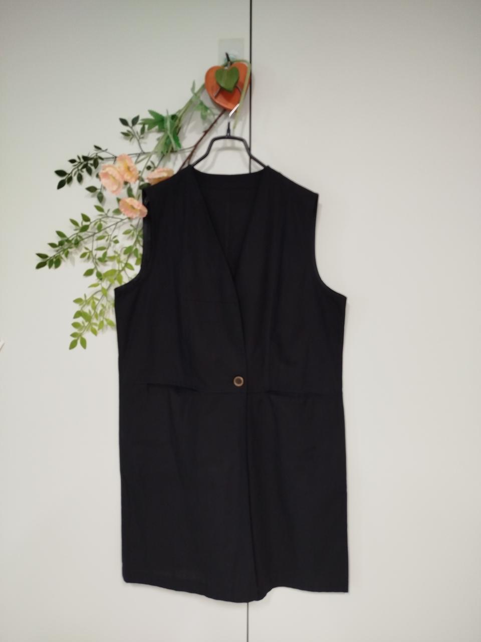 거의 새옷 블랙 간절기용 양 앞주머니 뱃살커버  브이넥 롱 조끼