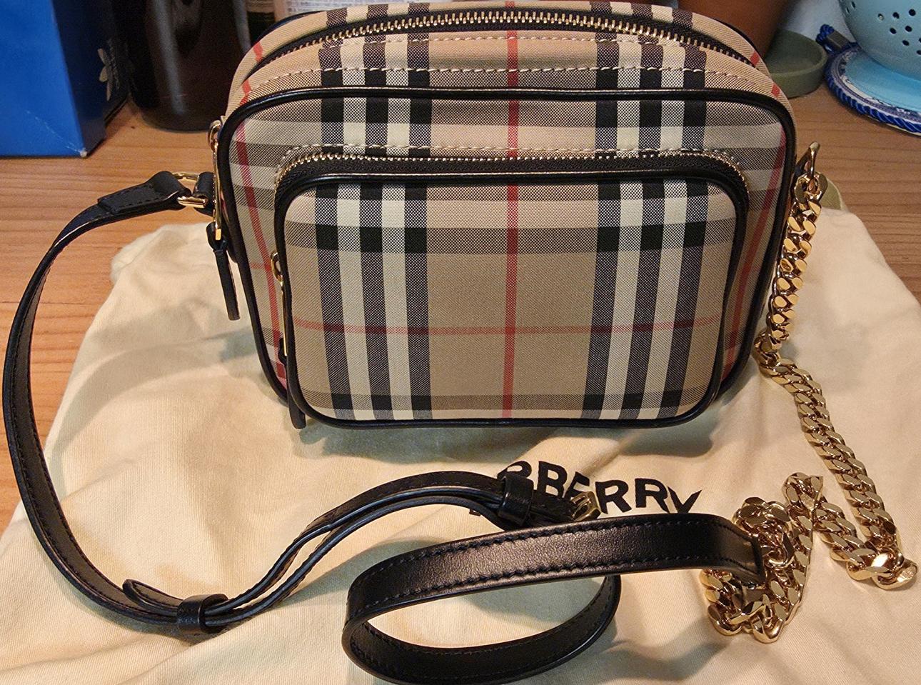 정품)버버리 크로스백