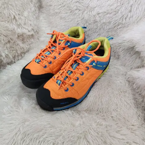 [NEPA] 네파 여성트레킹화 등산화 235